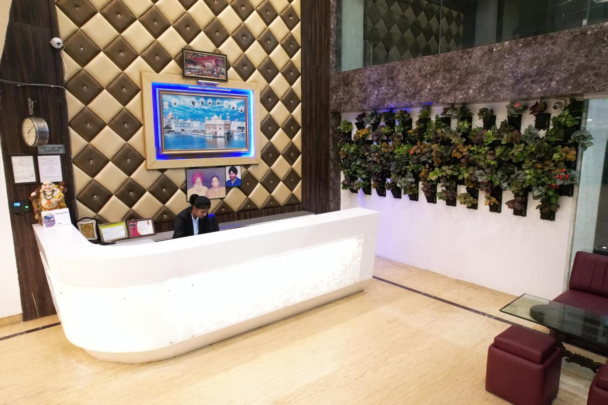 Sheetal International Hotel Raipur  Luaran gambar